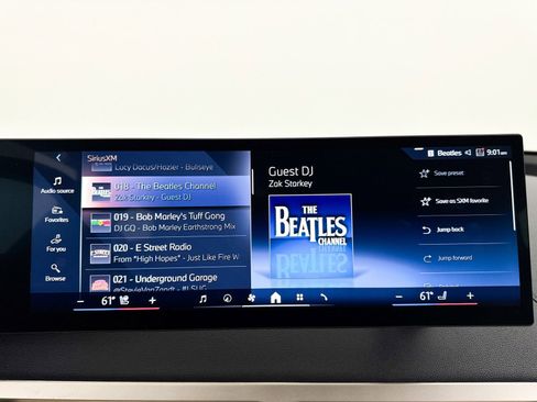 Used 2024 BMW iX xDrive50 w/ Premium Package image 5