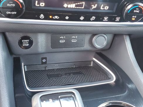 Used 2026 Nissan Rogue SL AWD/4WD image 21