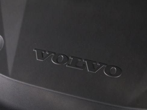 Certified 2022 Volvo XC40 T5 R-Design w/ Advanced Package AWD/4WD image 24
