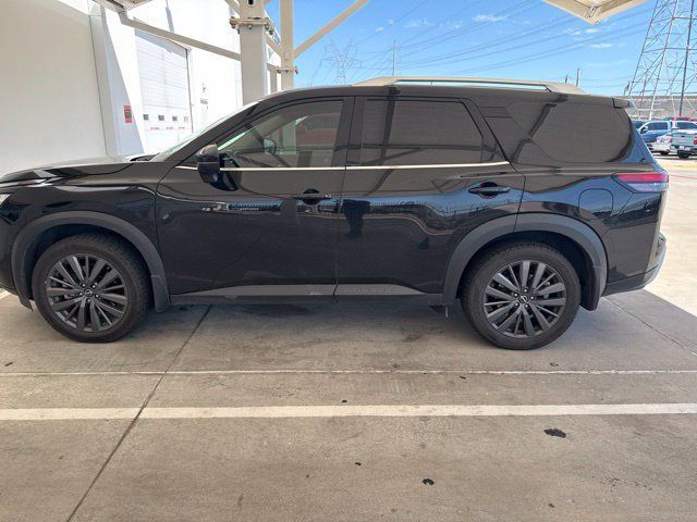 Used 2022 Nissan Pathfinder SL w/ SL Premium Package FWD image 9