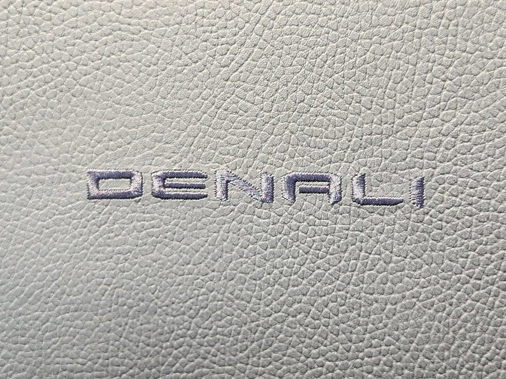 Used 2024 GMC Sierra 1500 Denali w/ Denali Reserve Package AWD/4WD image 17