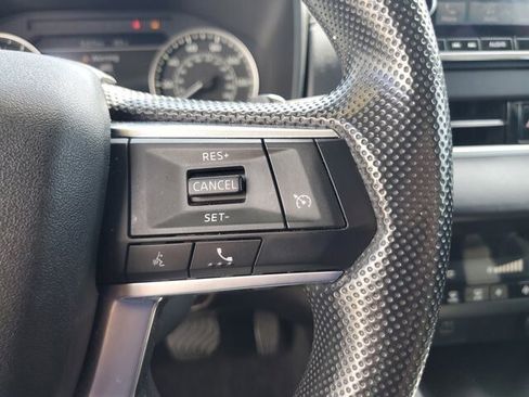 Used 2023 Mitsubishi Outlander ES FWD image 30