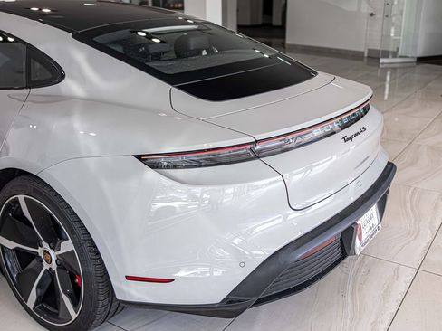 Used 2021 Porsche Taycan 4S w/ Premium Package AWD/4WD image 15