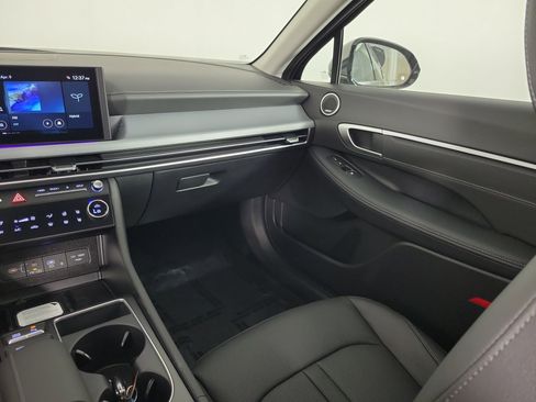 New 2026 Hyundai Sonata Limited FWD image 7
