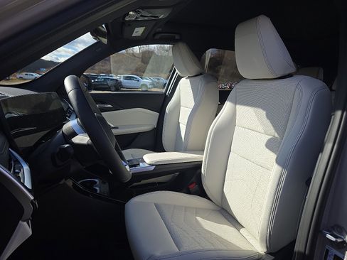 New 2026 BMW X1 xDrive28i w/ Technology Package image 6