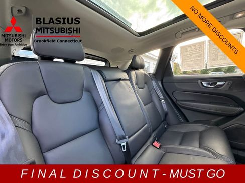 Used 2022 Volvo XC60 B5 Inscription w/ Advanced Package image 20