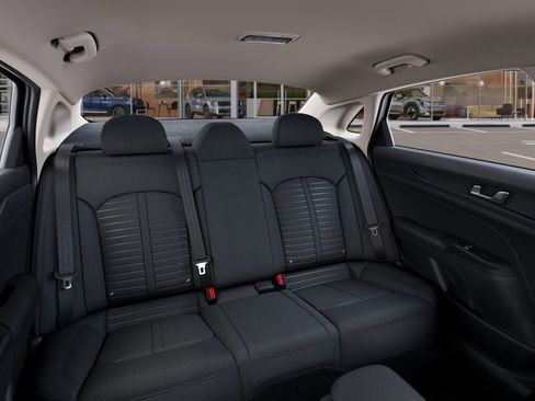 New 2025 Kia K5 LXS image 16