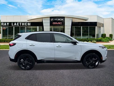 Used 2026 Buick Envision Sport Touring image 6