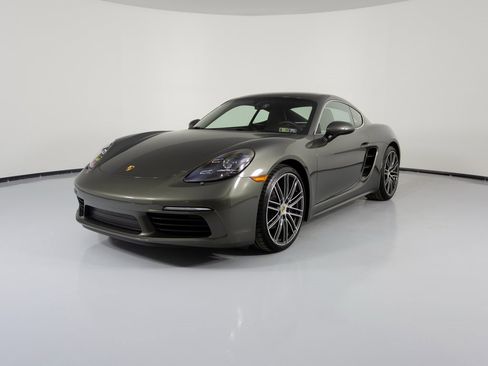 Certified 2025 Porsche 718 Cayman image 6