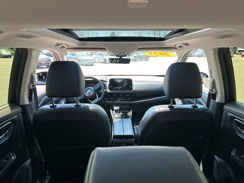 Used 2023 Nissan Rogue Platinum w/ Platinum Premium Package AWD/4WD image 14
