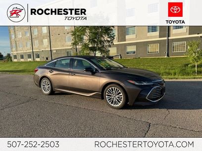 Used 2019 Toyota Avalon Limited w/ All Weather Liner Package