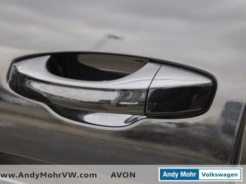 Used 2018 Volkswagen Atlas SEL image 16