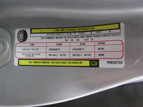 Used 2023 Chrysler Pacifica Touring-L FWD image 42