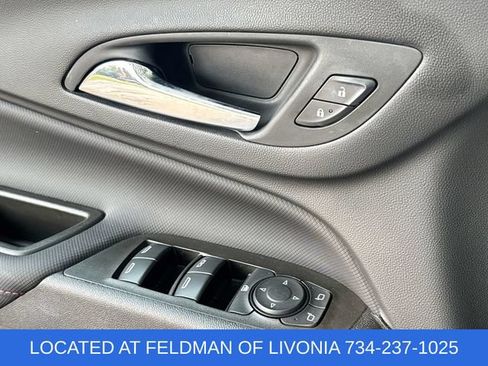 Used 2023 Chevrolet Equinox RS w/ RS Leather Package AWD/4WD image 23