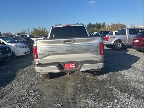 Used 2016 Ford F150 Platinum w/ Equipment Group 701A Luxury image 11