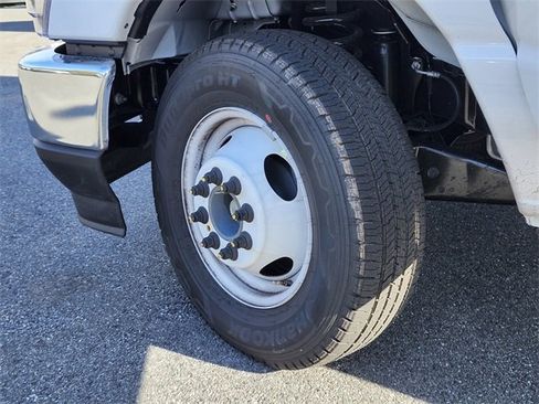 New 2026 Ford E-350 and Econoline 350 Super Duty w/ Power Equipment Group image 30