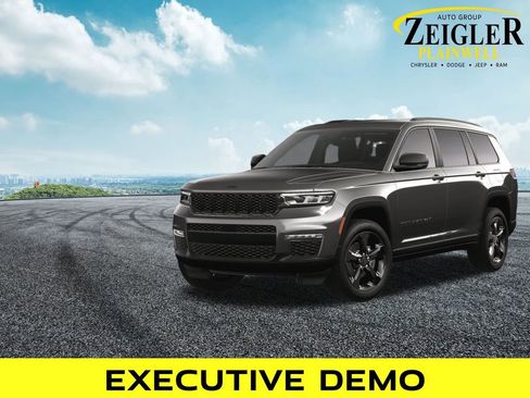 New 2025 Jeep Grand Cherokee L Limited w/ Black Appearance Package AWD/4WD image 1