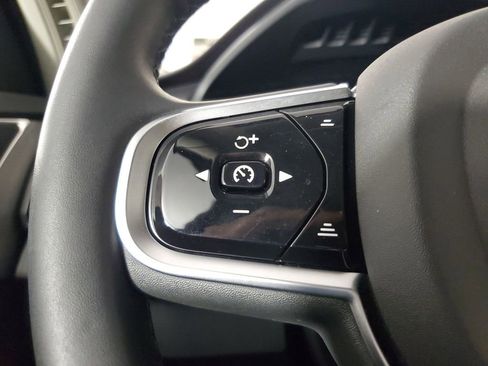 Certified 2025 Volvo XC90 B5 Core AWD/4WD image 28