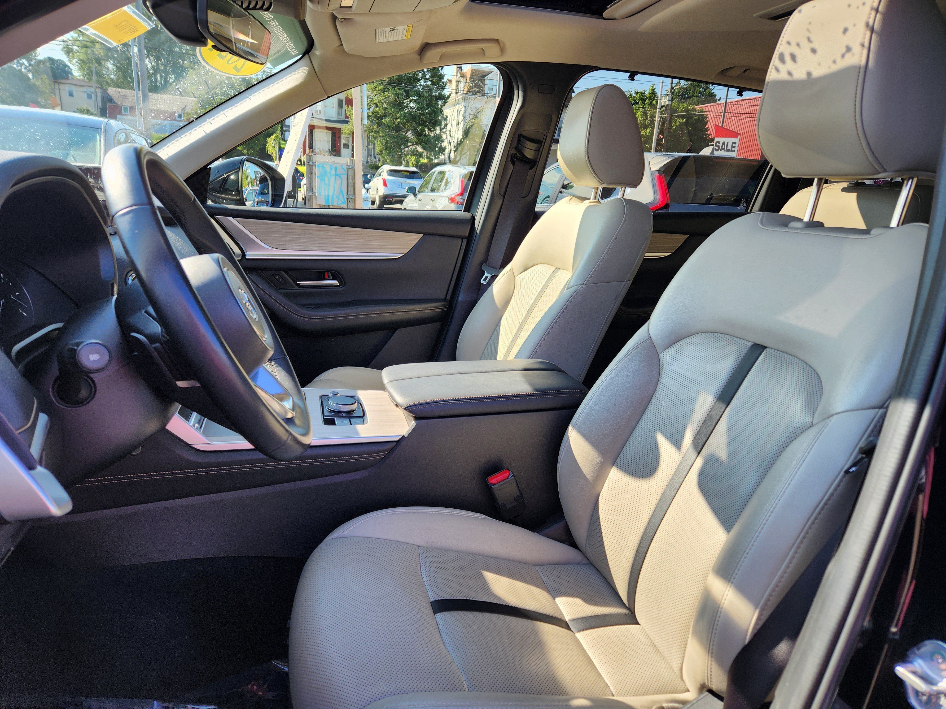 Certified 2024 MAZDA CX-90 3.3 Turbo w/ Preferred Plus AWD/4WD image 10