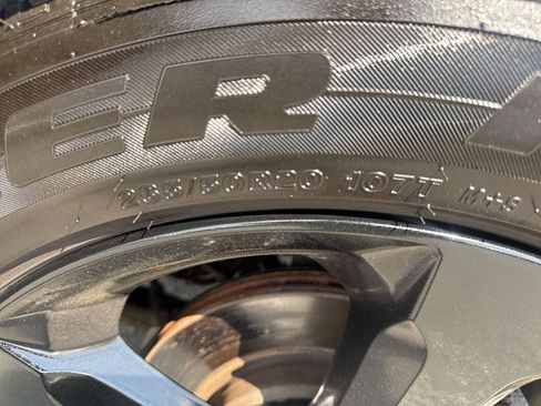 Used 2024 Jeep Grand Cherokee Altitude image 33