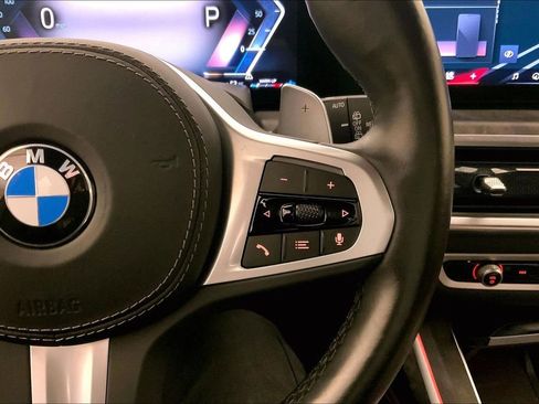 Used 2024 BMW X7 xDrive40i w/ M Sport Package image 19