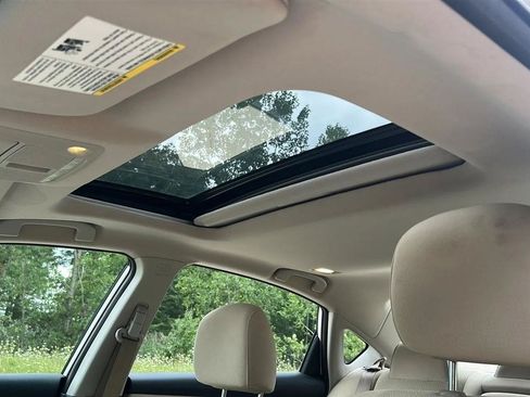 Used 2015 Nissan Altima 2.5 SV w/ Convenience Package FWD image 30