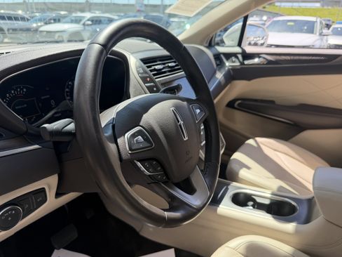 Used 2017 Lincoln MKC Reserve w/ Lincoln MKC Climate Package AWD/4WD image 35