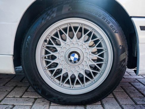 Used 1988 BMW M3 Coupe RWD image 46