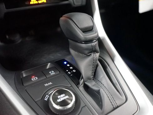 New 2025 Toyota RAV4 XLE image 21