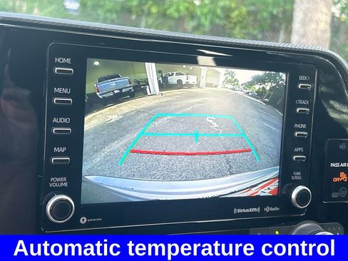 Used 2022 Toyota Highlander XSE image 13