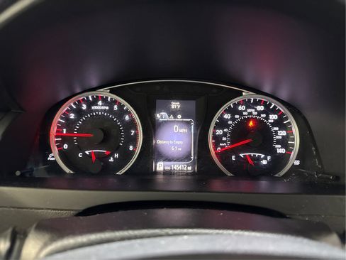 Used 2017 Toyota Camry SE FWD image 16
