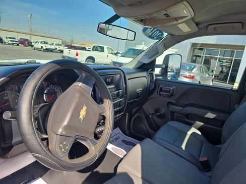 Used 2016 Chevrolet Silverado 2500 W/T image 15
