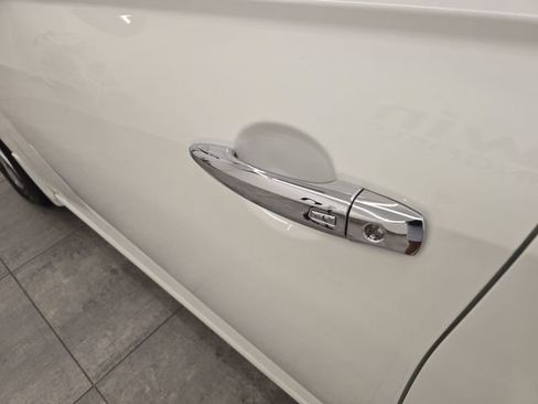 Used 2019 Nissan Altima 2.5 S FWD image 18