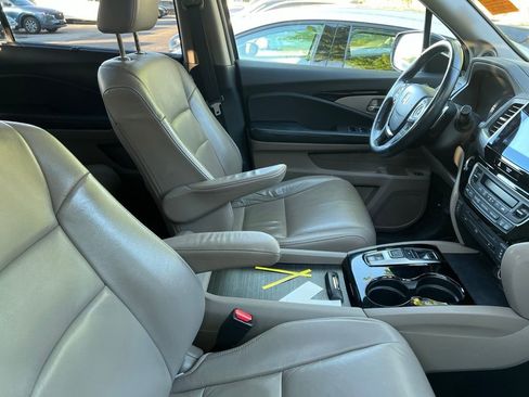 Used 2016 Honda Pilot Touring image 7