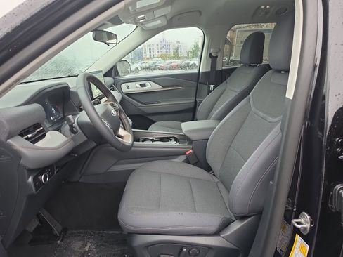New 2026 Ford Explorer Active AWD/4WD image 10