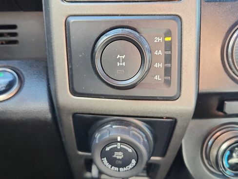 Used 2018 Ford F150 Raptor w/ Equipment Group 802A Luxury image 27