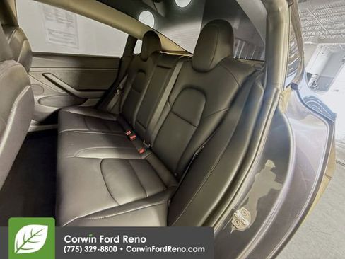 Used 2022 Tesla Model 3 Long Range AWD/4WD image 24