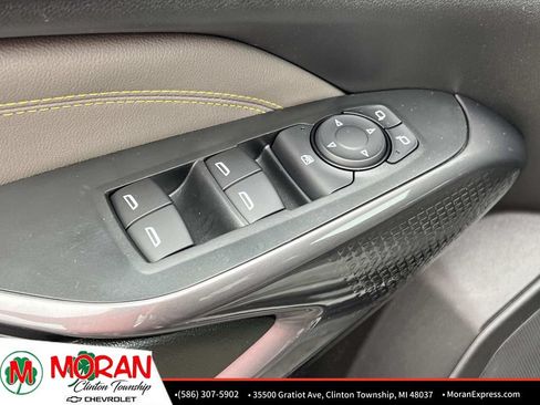 Certified 2024 Chevrolet Trax ACTIV w/ Sunroof Package FWD image 16