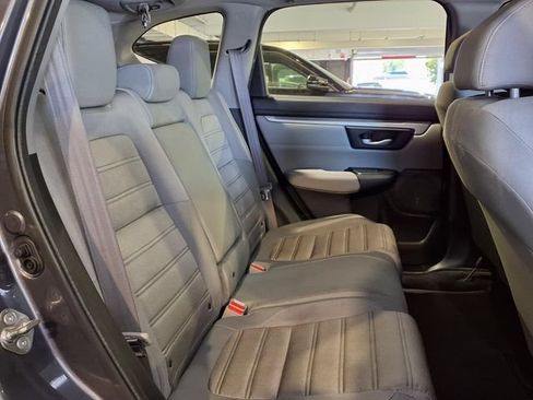 Used 2017 Honda CR-V LX image 28