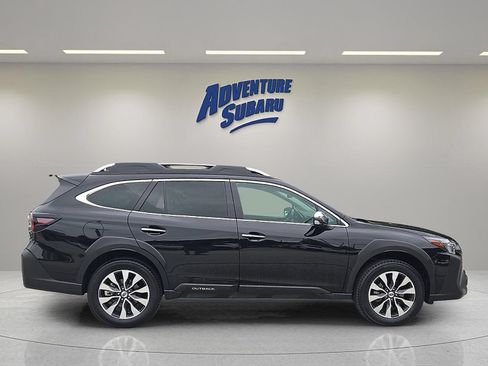 Used 2025 Subaru Outback Touring XT AWD/4WD image 7