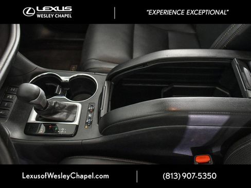 Used 2017 Toyota Highlander Limited image 33