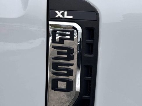 Used 2024 Ford F350 XL image 8