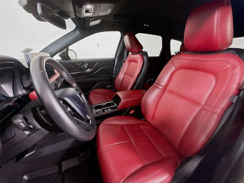 Used 2025 Lincoln Corsair Grand Touring w/ Towing Package image 2