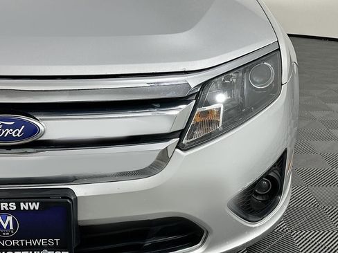 Used 2011 Ford Fusion SE image 6