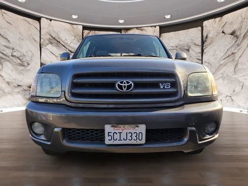 Used 2003 Toyota Sequoia SR5 image 4