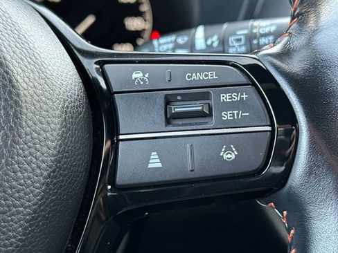 Certified 2025 Honda HR-V Sport image 29