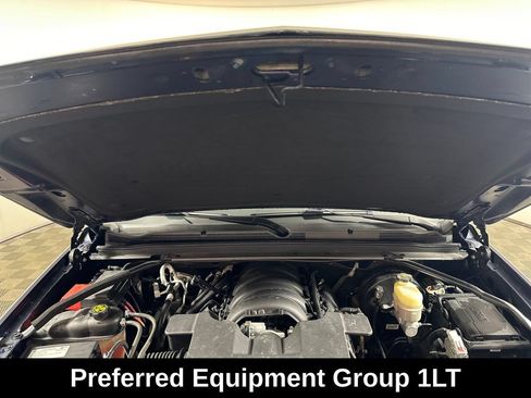 Used 2020 Chevrolet Suburban LT w/ Max Trailering Package AWD/4WD image 5