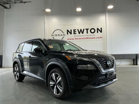 Used 2023 Nissan Rogue SL w/ SL Premium Package image 21