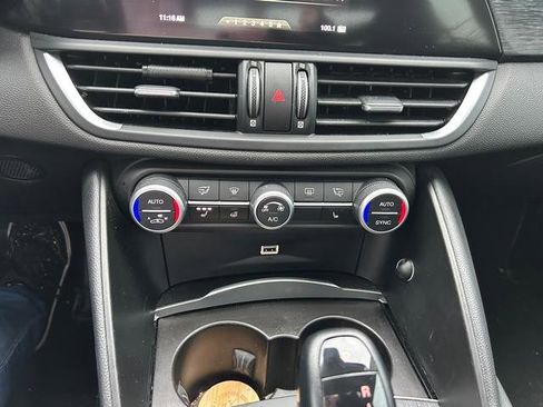 Used 2019 Alfa Romeo Giulia Sprint w/ Cold Weather Package image 11