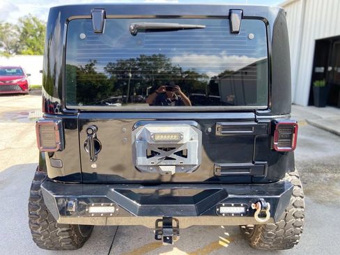 Used 2012 Jeep Wrangler Sport AWD/4WD image 4